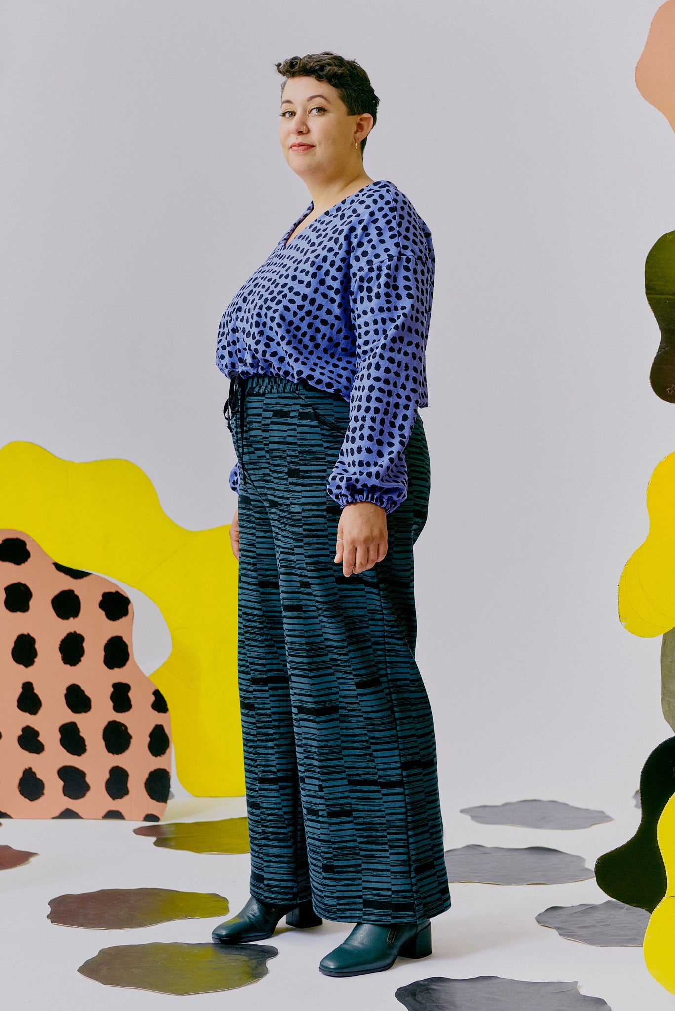 Cropped Drawstring Sweatshirt - Cornflower Spots