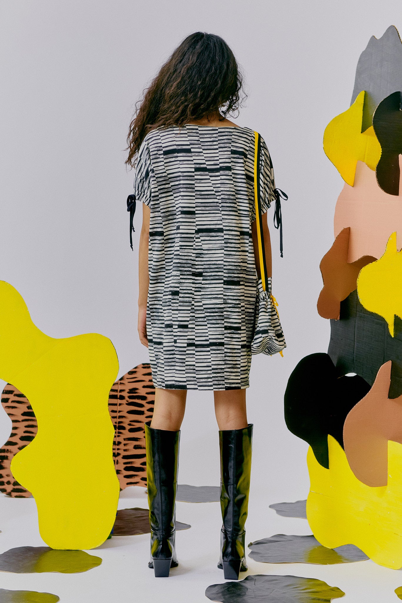 V Neck Shift Dress - Cream Ink Dash