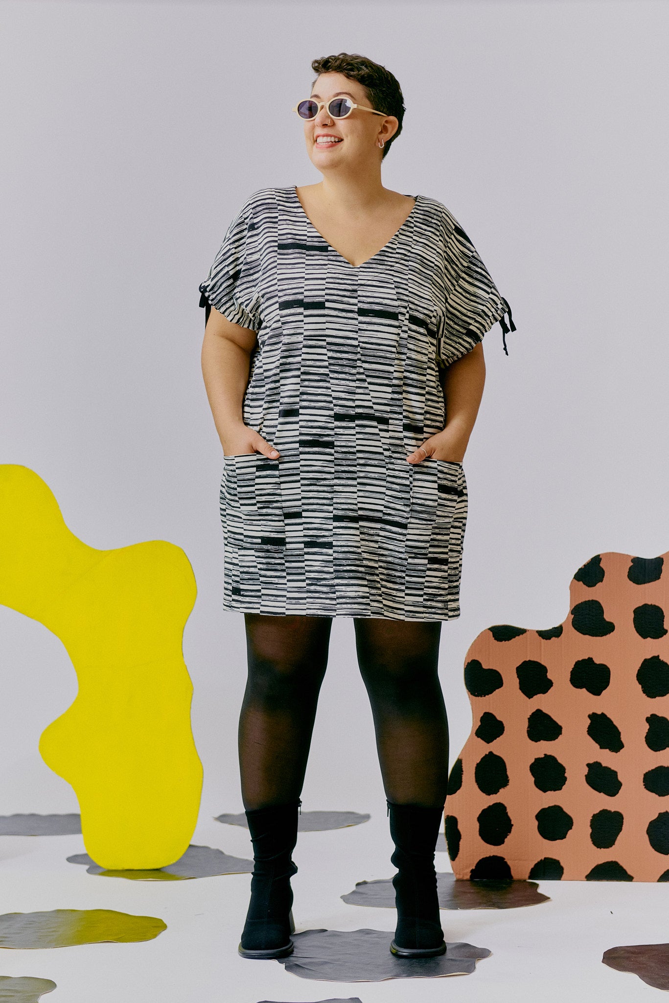 V Neck Shift Dress - Cream Ink Dash