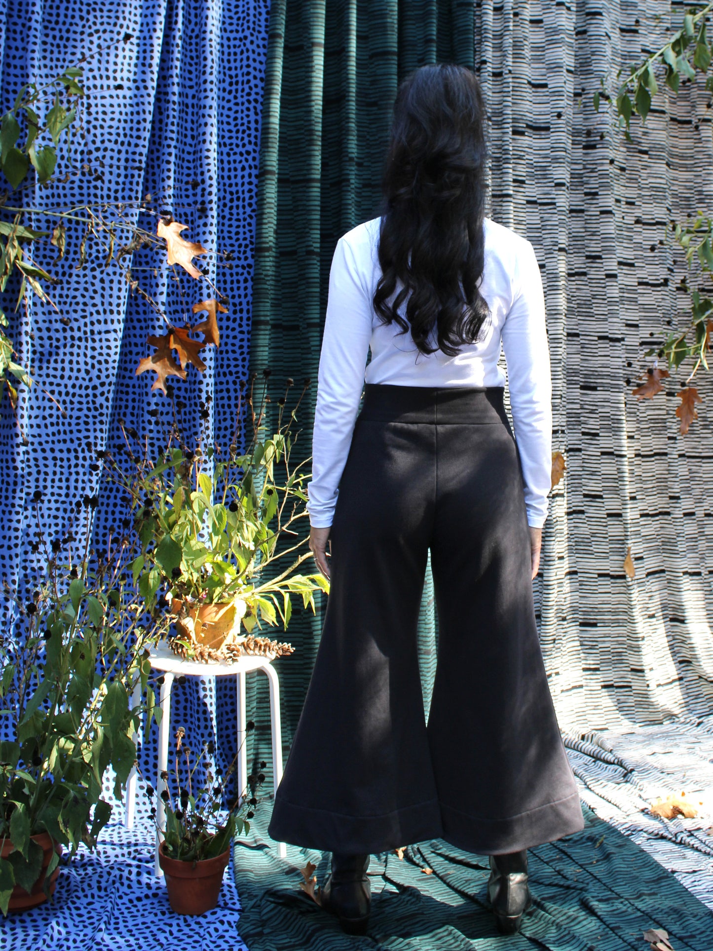 Wide Leg Cropped Sweatshirt Trouser