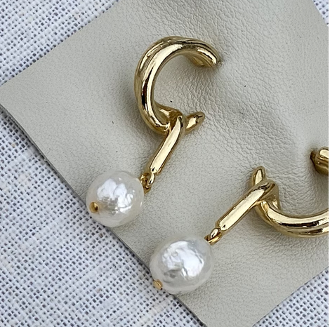 Rhone Pearl Earrings
