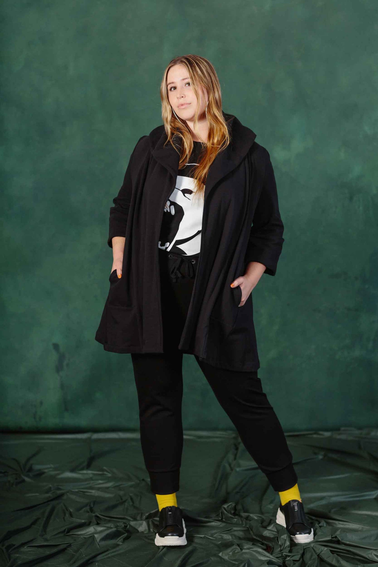 Wolf Tee - Women’s
