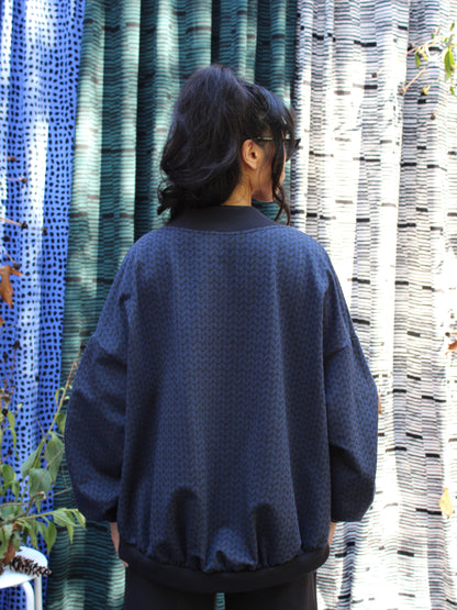 Oversized Sweatshirt Cardigan - Chunky Knit Print