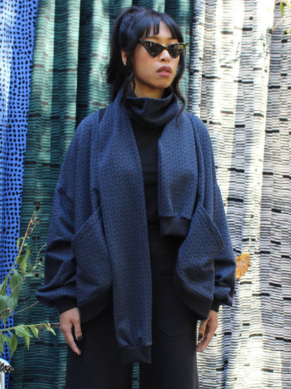 Sweatshirt Sleeve Scarf with Cuffs - Knit Print in Navy