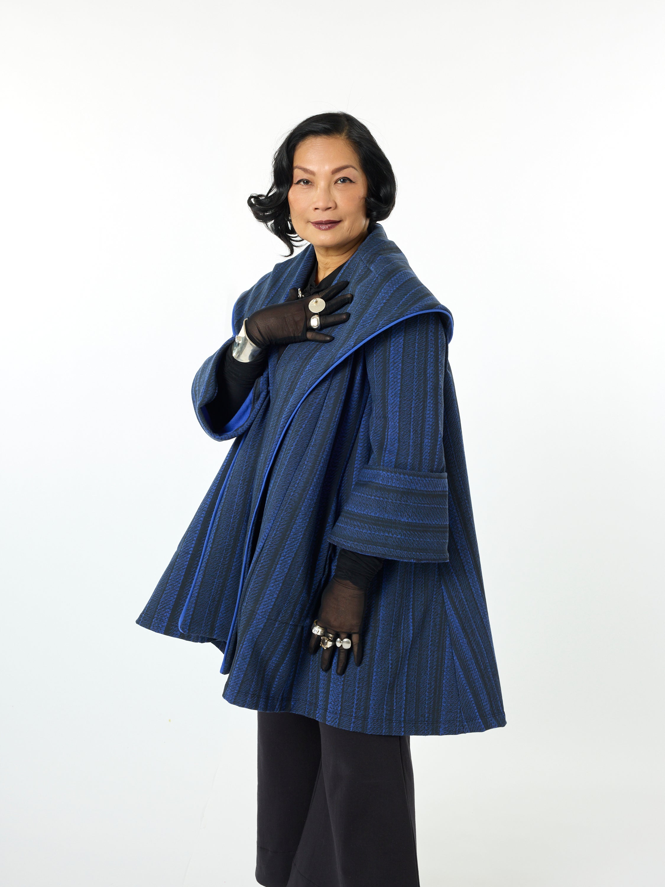 Nok Pom Jacket - Pleated Print – Lobo Mau