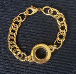 Chain Bracelet with Circle Feature