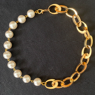 Faux Pearl & Chain Collar
