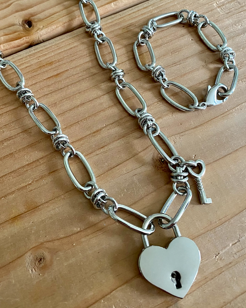 Heart Lock Collar - Silver
